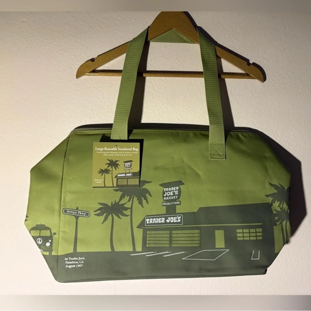 NWT! Trader Joe's Olive Green Large Insulated Tote Bag